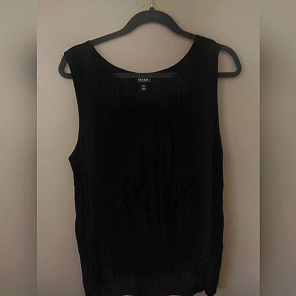 Black tank top